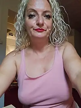 LadyTouch's Live XXX Chat