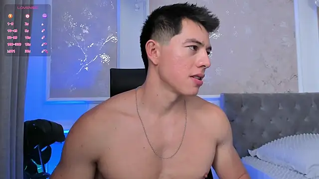 IanMancini's Live XXX Chat