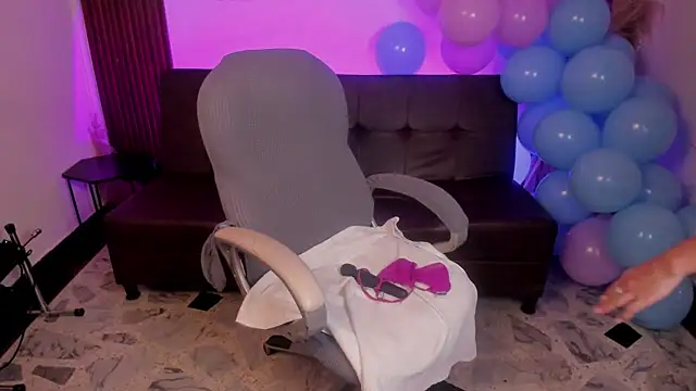 lunaalynch Chat XXX in diretta