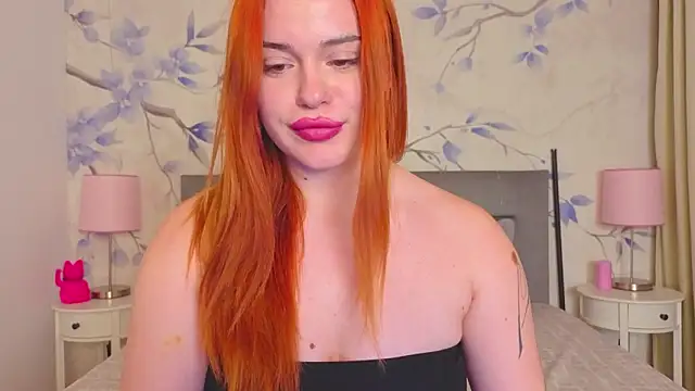 Chat +18 de Hottie_miaa ao vivo