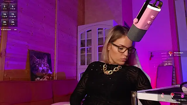 Lady_Shine Live XXX-Chat