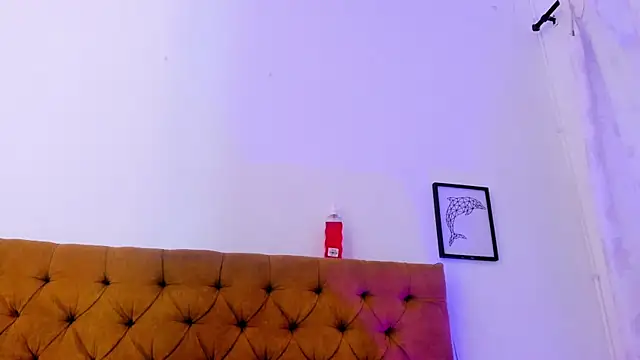 Chat +18 de Katty_West ao vivo