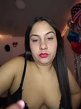 esmeralda_jadees' Live XXX Chat