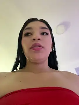 Hhannachiki's Live XXX Chat