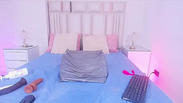 alanarose18 现场XXX聊天