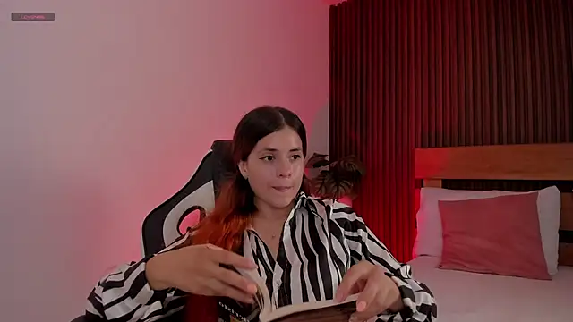 alliss_ginger_: онлайн-секс-чат