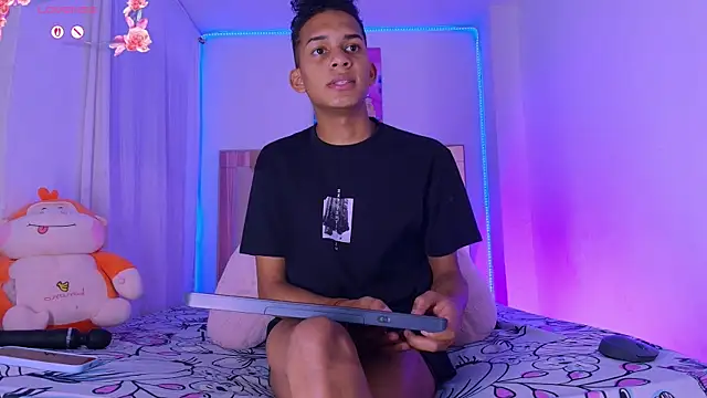 dilan_alfonzoのウェブカメラショー