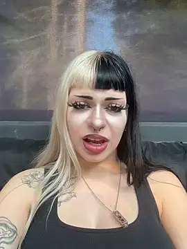 Chatroom XXX en direct de Paige_Turner