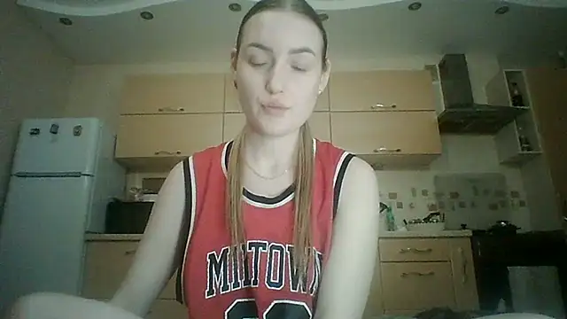 Онлайн чат XXX Lisanta