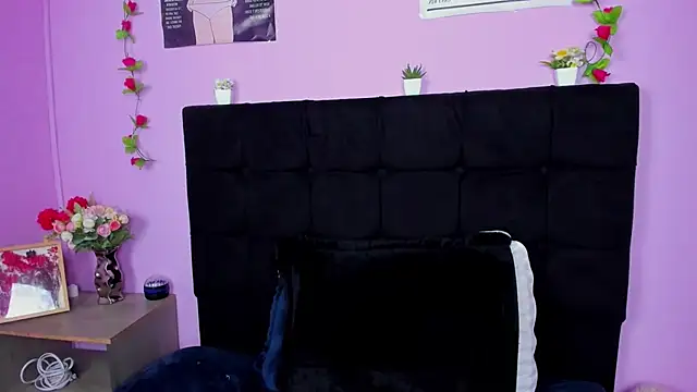 Chat +18 de Makii_XOXO ao vivo
