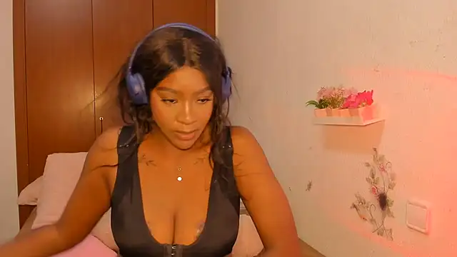 viioolleettaa's Live XXX Chat