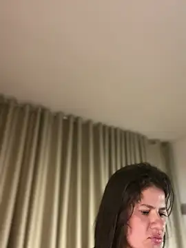 Chat XXX en directo de Zandrina