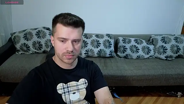 عرض كام JohnnyStepBro