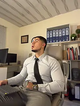 Chatroom XXX en direct de Dimitri_Colleman