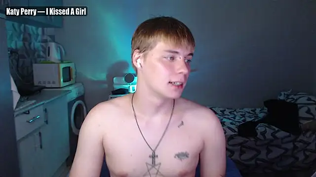 yourlildemon Webcam Show