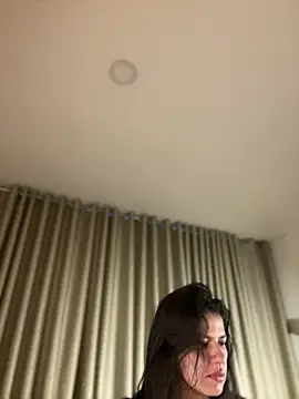 Chat XXX ao vivo de Zandrina