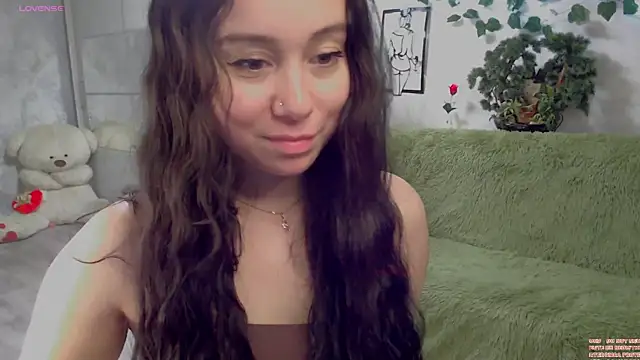 XXX chat uživo modela AlinaEleven