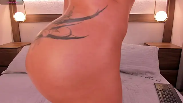 Chat XXX Live Emii_Lux