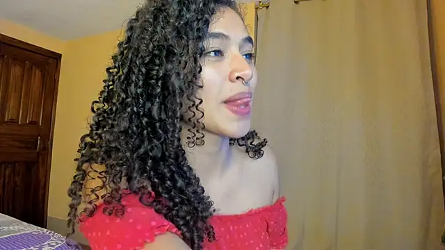 Keniia_rizz Adlı Modelin Canlı XXX Sohbeti
