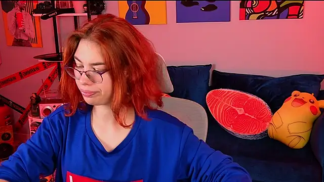SeraphineDuskryn élő XXX-chatje