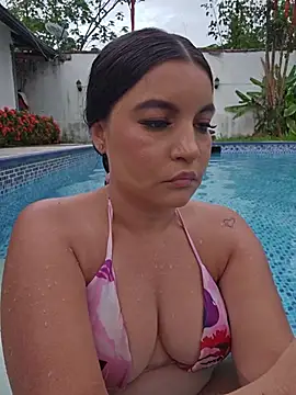 Pretty_Julieta 现场XXX聊天