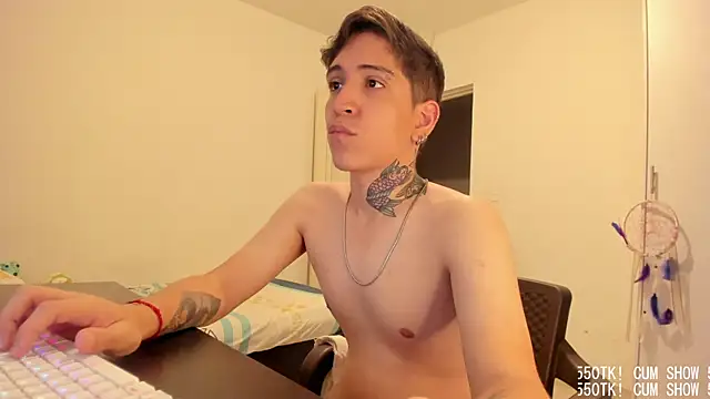 แชท XXX สดของ Michael_v77