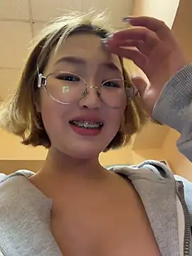 Aiko_Yumi: вебкам-шоу