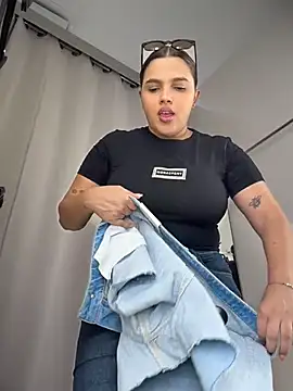XXX chat uživo modela Colibri_xxx