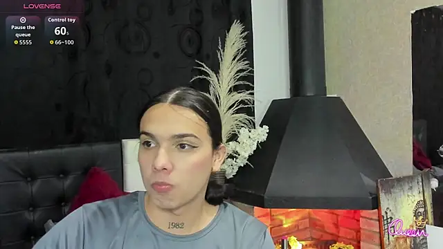 Almaazz's Live XXX Chat