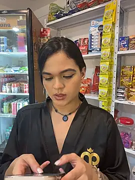 XXX chat uživo modela Bella-Ferrer