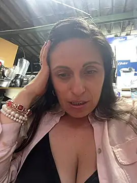 CatalinaSantana83's Live XXX Chat