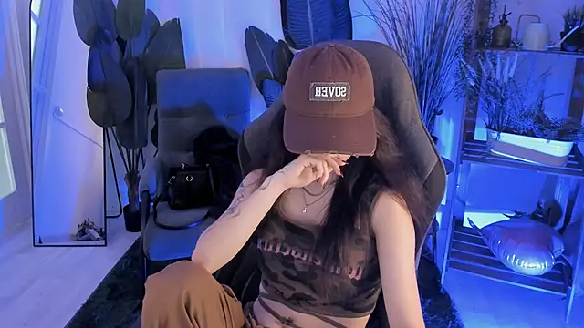 Chat +18 de Elainebeness ao vivo