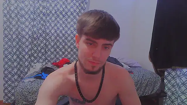 benzooo3 élő XXX-chatje