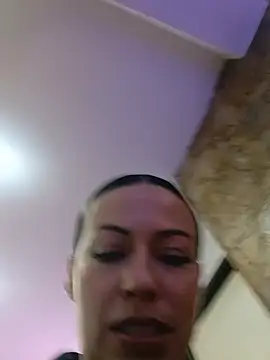 Hannha_1's Live XXX Chat