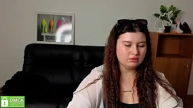 Katina_deeplou4: онлайн-секс-чат