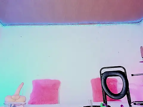 karol_stom 现场XXX聊天