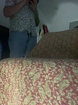 XXX chat uživo modela GusanoDelicioso