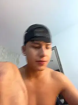 Lander_Cruz XXX чат на живо