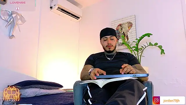 دردشة JordanSmiith_ الجنسية المباشرة