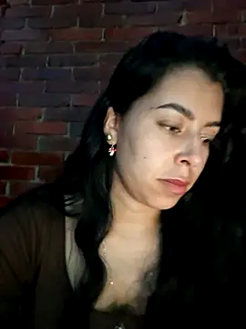 Luianna Chat XXX in diretta