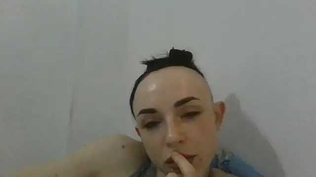 Chat XXX ao vivo de Trinsy_Love