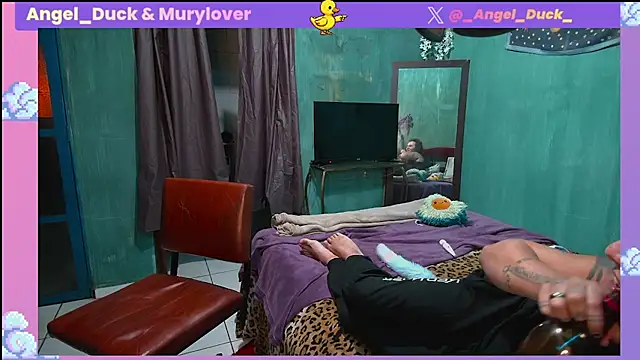 XXX chat uživo modela Angel_Duck