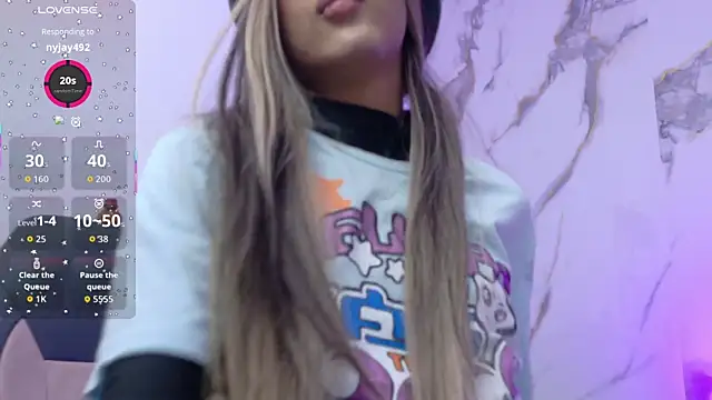 Chat +18 de dariah_jhonson ao vivo
