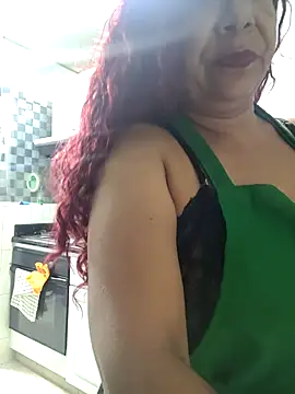 Scarlet_curly8aのライブXXXチャット