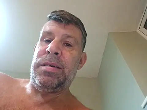 stud2512n Live XXX chat