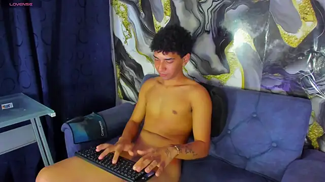 Czat XXX na żywo – efrain_boy