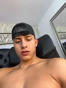 Lander_Cruz live XXX chat