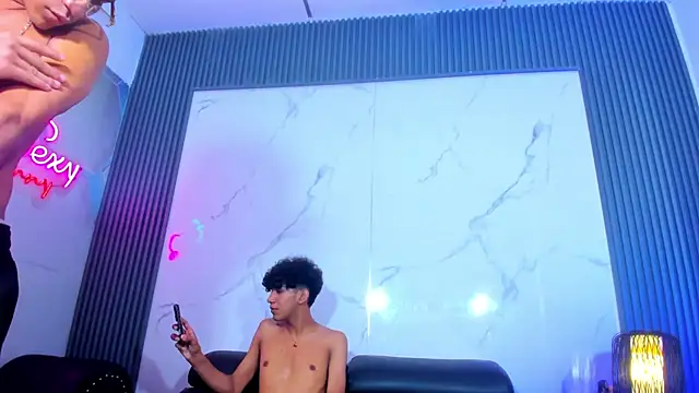 Chatroom XXX en direct de Kleyn_black