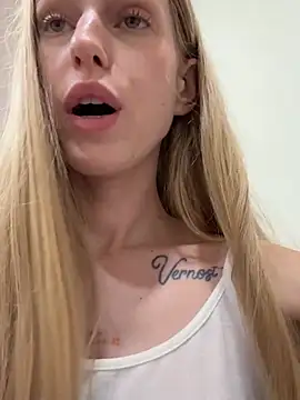 kira_mia Live XXX-chat