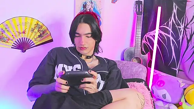 Ezio_01 Webcam Show